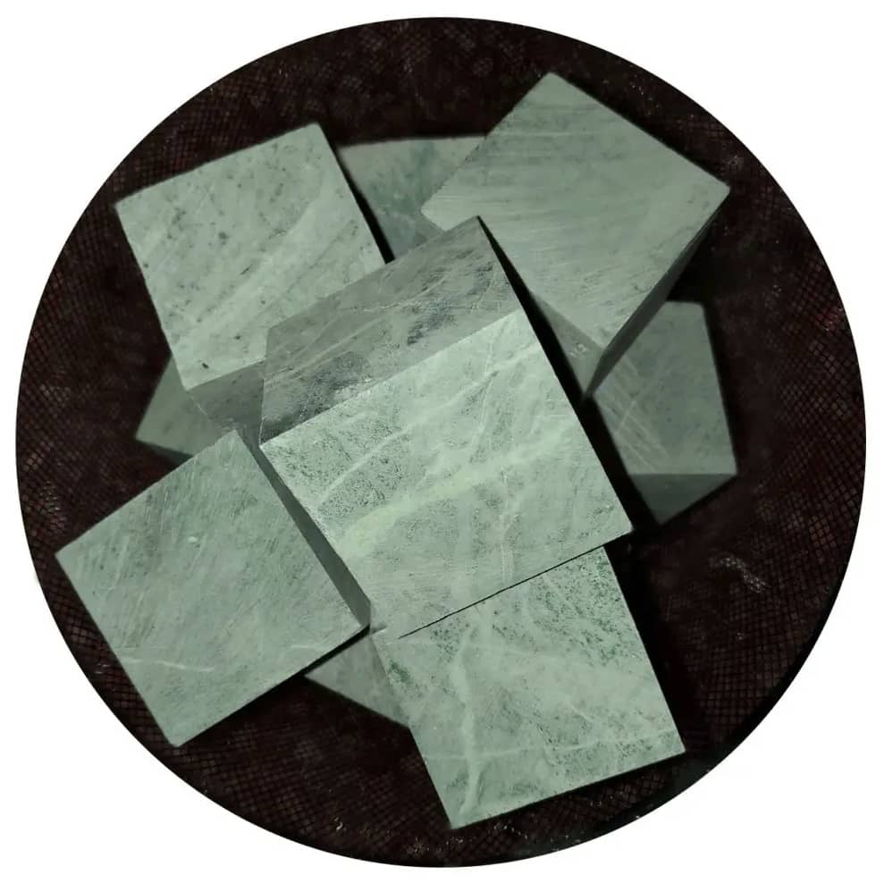 Камінь Жадеїт Sawo колотий (форма куба: 7x7x7 см) 10 кг з лікувальним ефектом